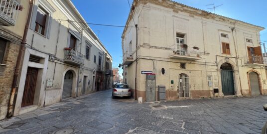 Eleganza senza tempo nel cuore del centro storico…..in via Ciaburri